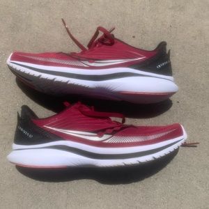 Women’s Saucony Kinvara 12